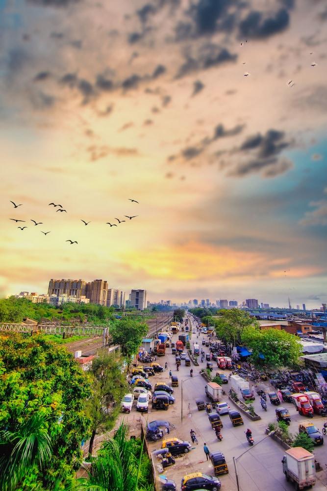 La Hotel Metro Near Bkc Mumbai Dış mekan fotoğraf